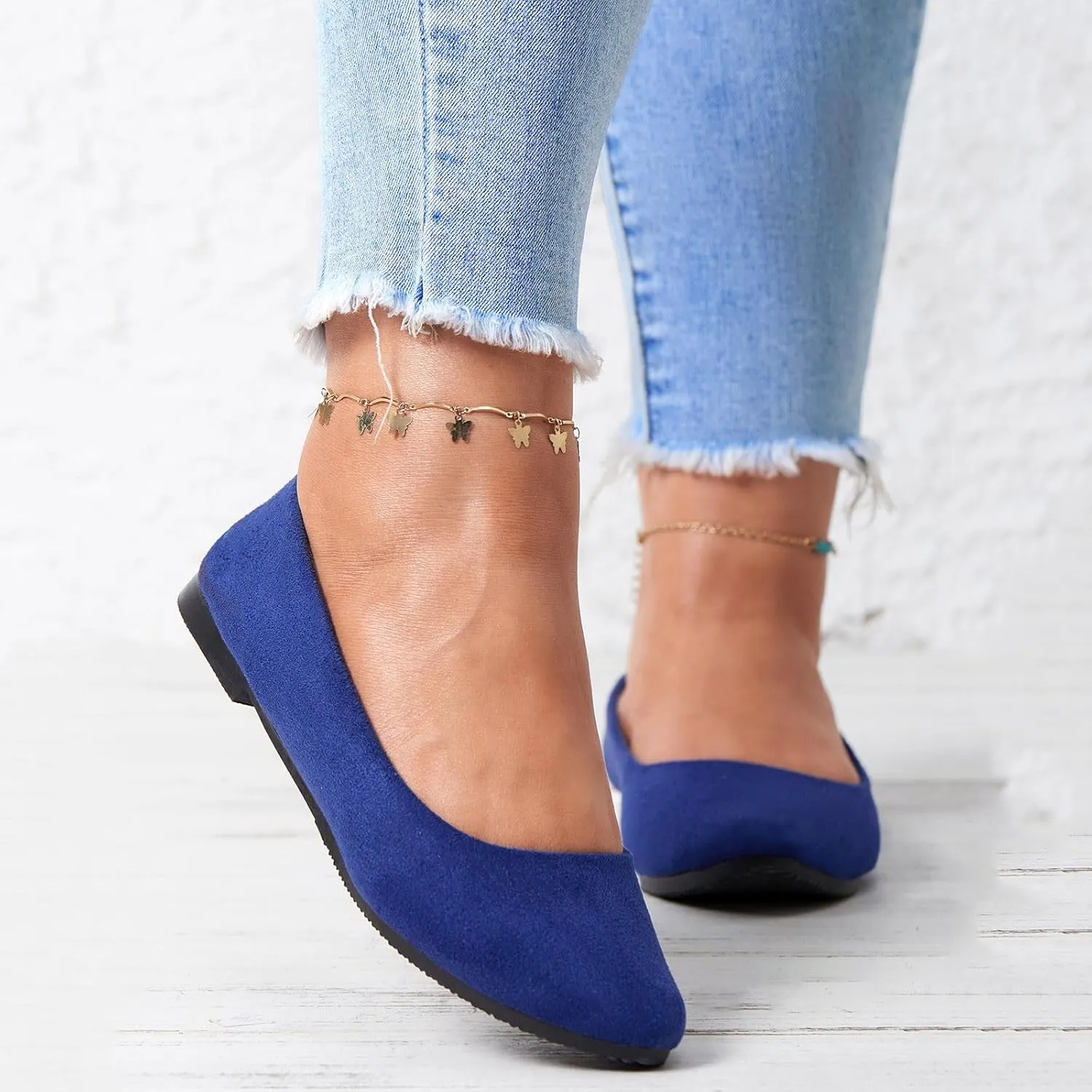 Black Flats for Women Dressy Pointed Toe Ballet Flats Comfortable Classic Flat Shoes for Women Faux Suede Walking Flats Shoes