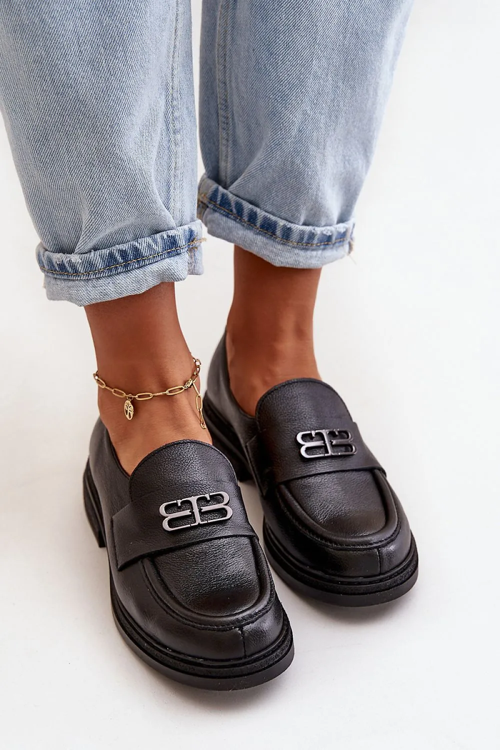 Chic Versatile & Comfortable Low Shoes