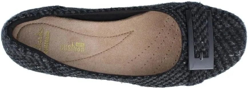 Clarks Women's Blanche West Flat