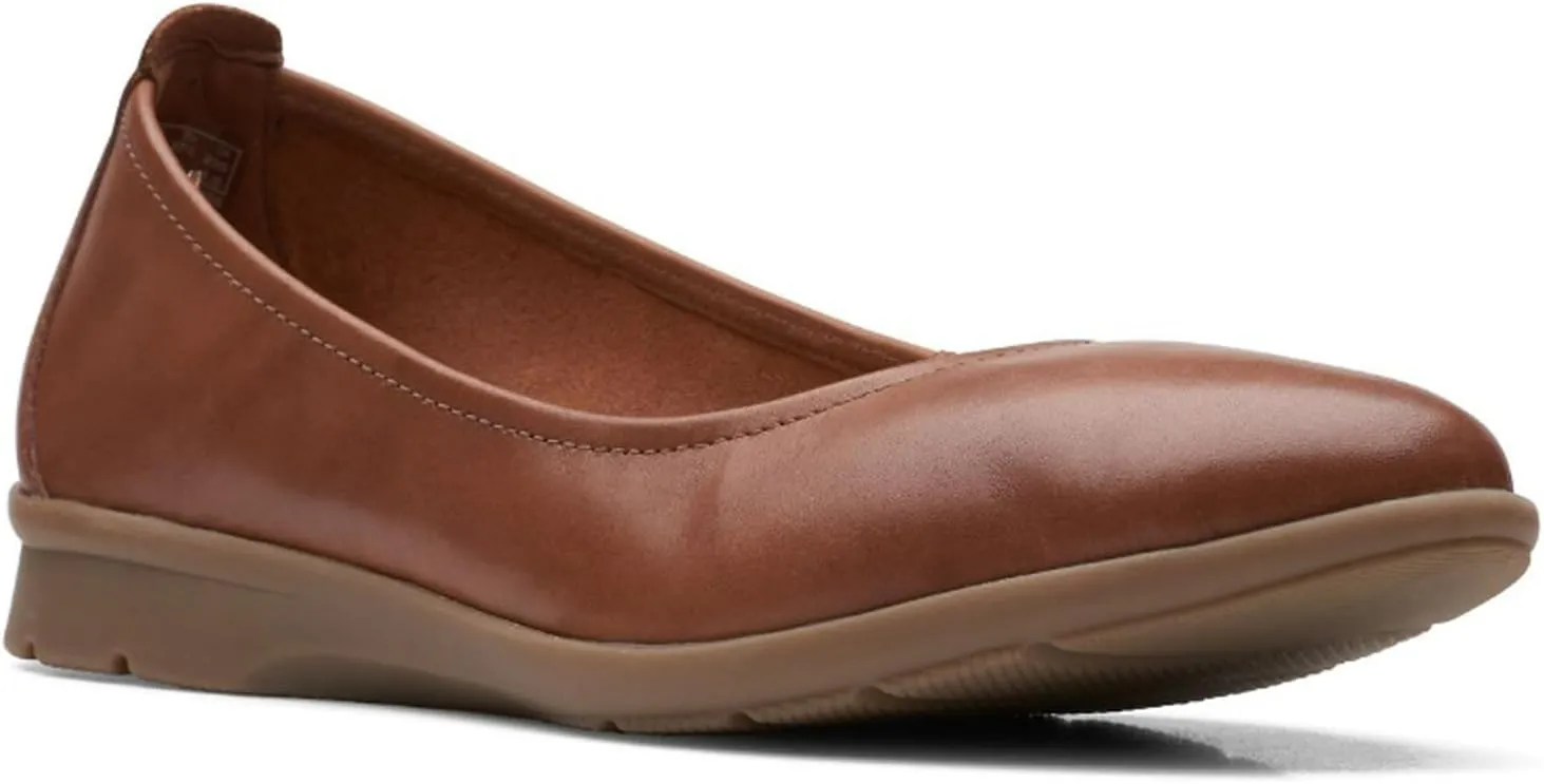 Clarks Women's Jenette Ease Ballet Flat