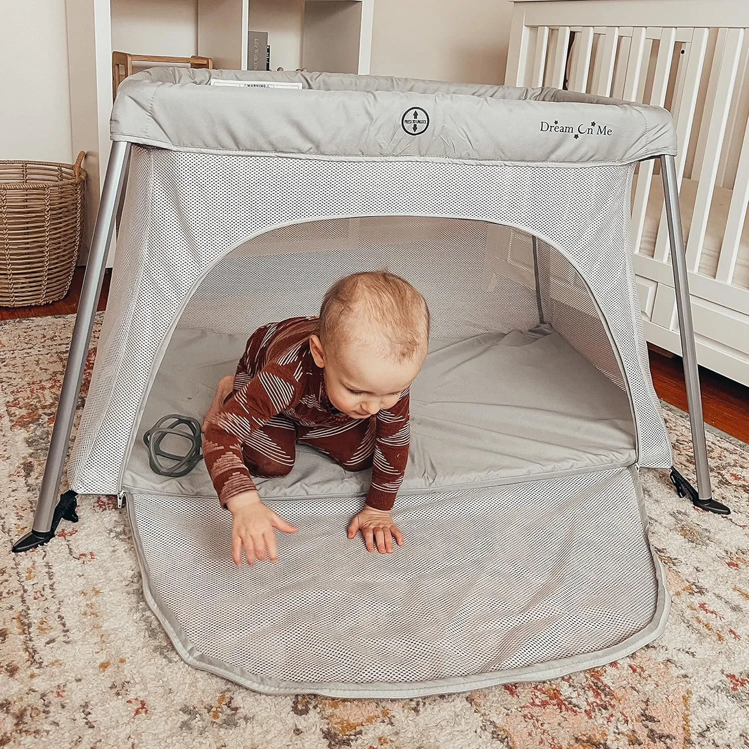 Dream On Me Travel Light Playard with Mesh Zipper Door in Navy