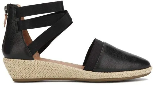 Gentle Souls by Kenneth Cole Women's Espadrille Wedges Sandals