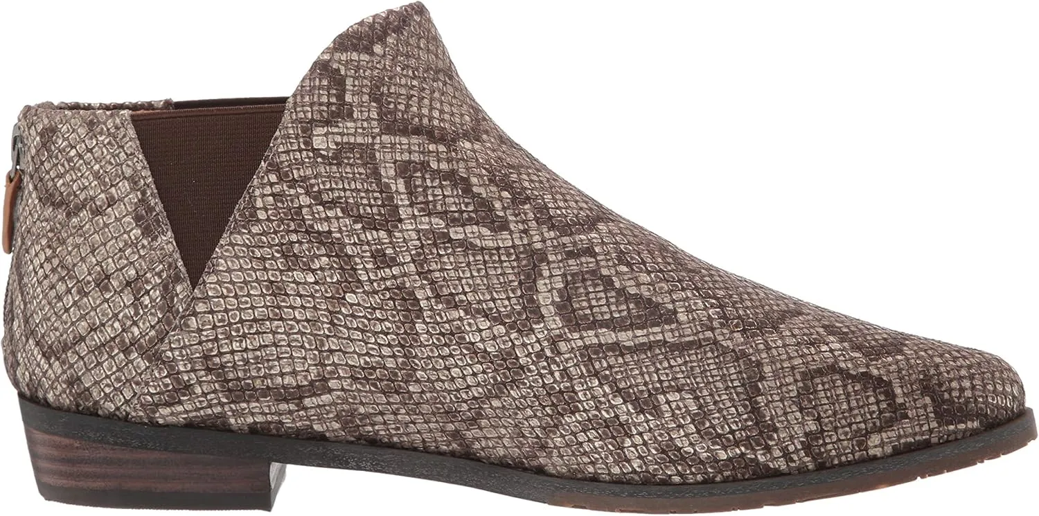 Gentle Souls by Kenneth Cole Women's Neptune Chelsea Bootie Boot