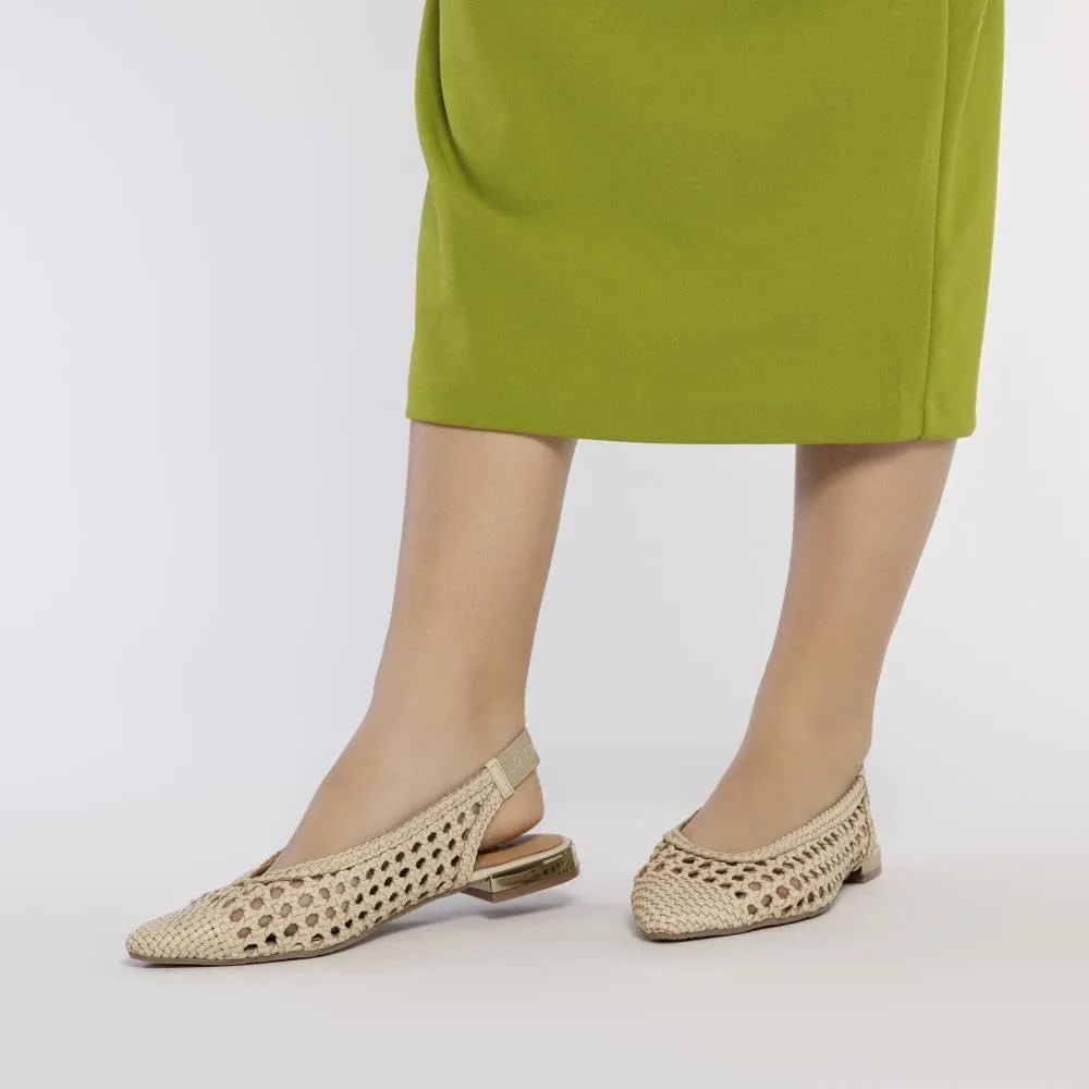 GIOSEPPO Women's Undercut Ballet Flat