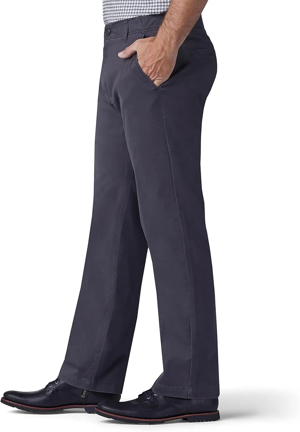 Lee Men's Extreme Motion Flat Front Regular Straight Pant