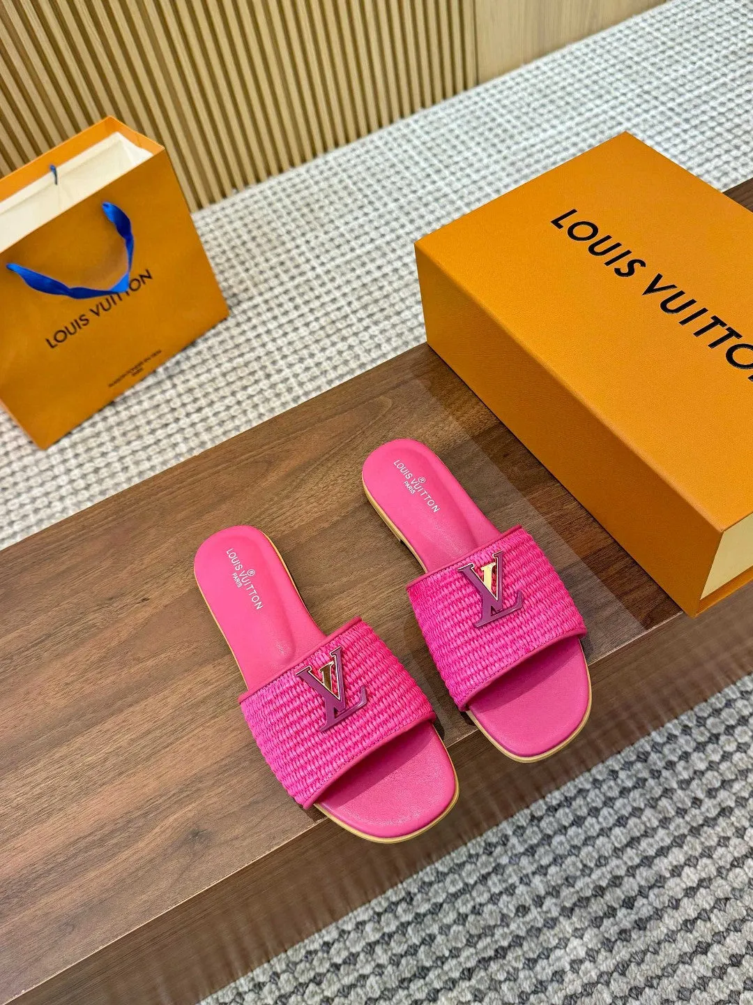 Louis Revival Vuitton 5G-enabled Flat Mule Specially designed