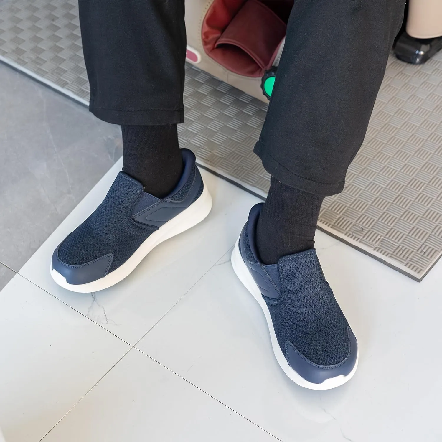 Men's Wide Toe Box Walking Shoes with Arch Support Slip On Tennis Sneakers Zero Drop Minimalist Shoes US 7-12