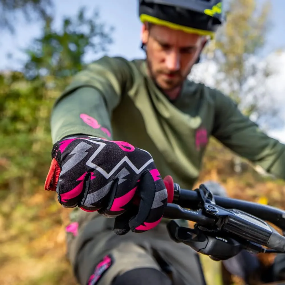 Muc Off Camo MTB Gloves, Premium, Handmade Slip-On Gloves for Bike Riding - Breathable, Touch-Screen Compatible Material