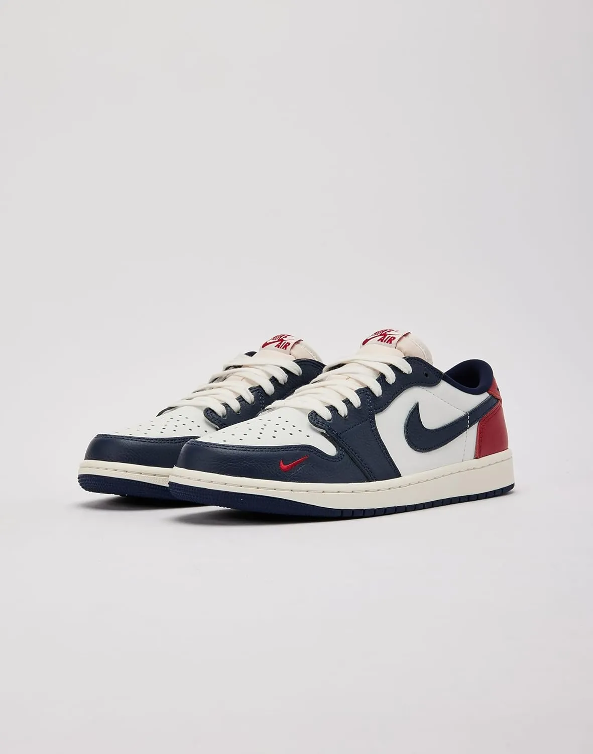 Nike Air Jordan 1 Low Men's Shoes