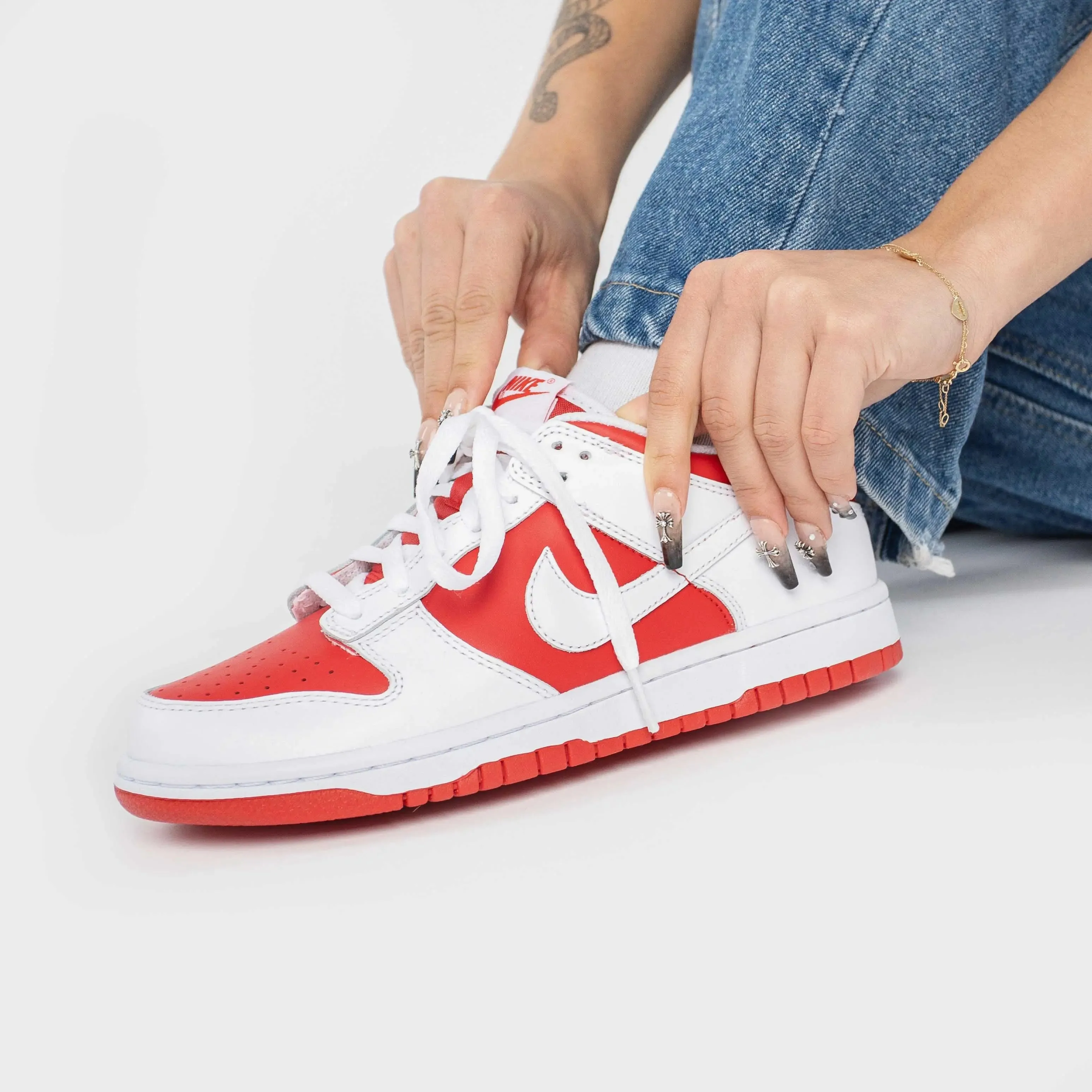 Nike Dunk Low Champion Red