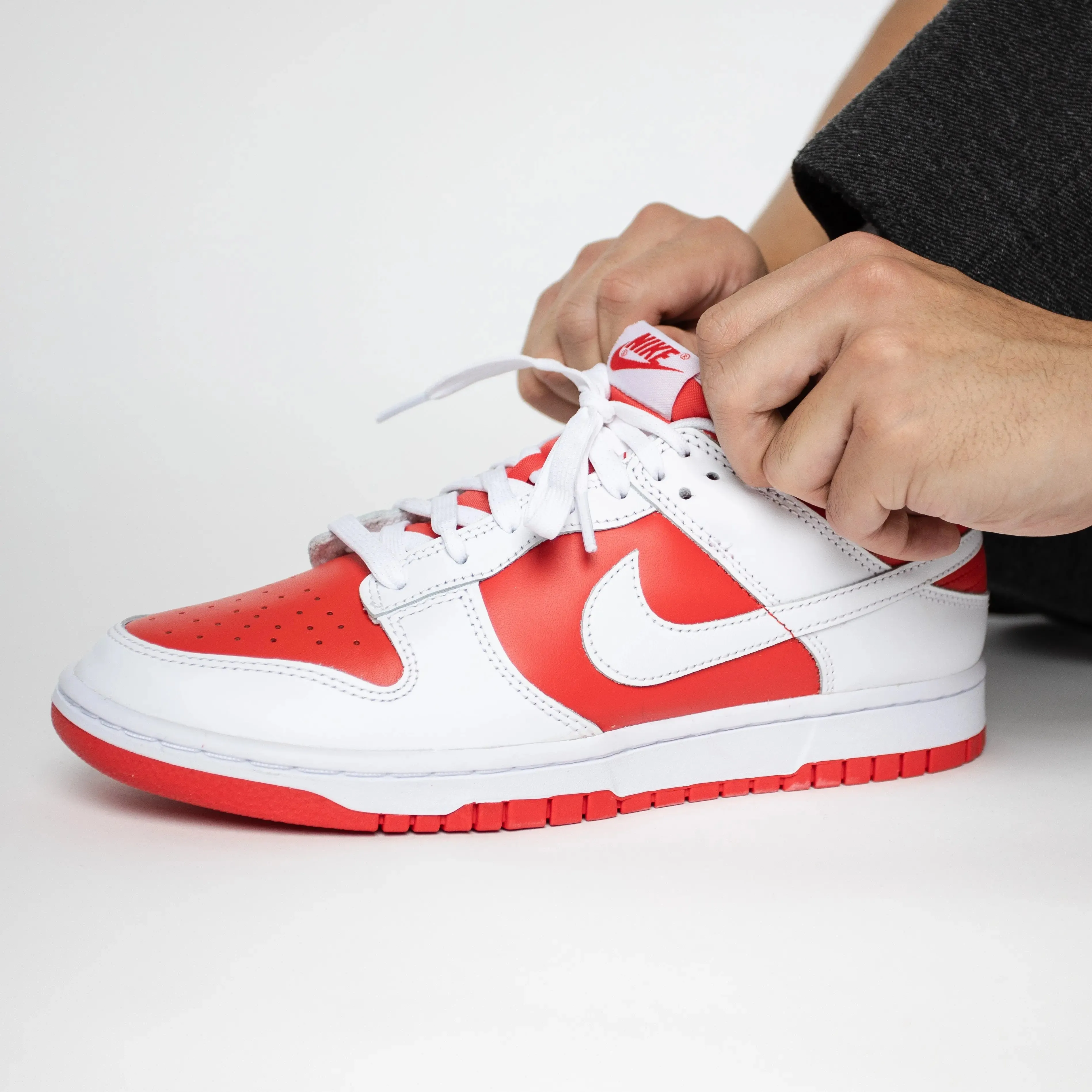 Nike Dunk Low Champion Red