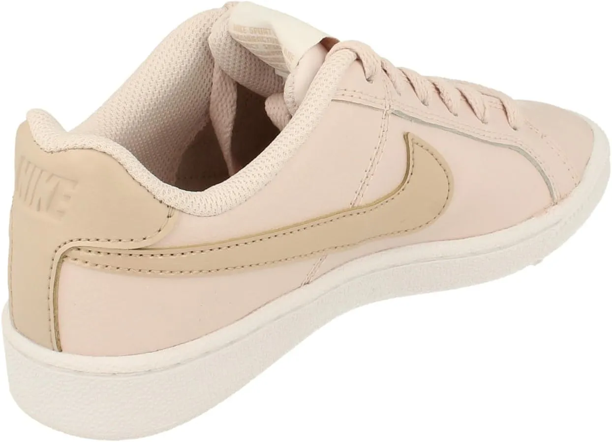 NIKE Women's Flat Sports Leisure