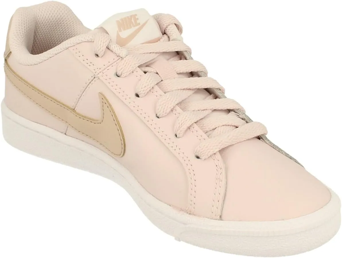 NIKE Women's Flat Sports Leisure