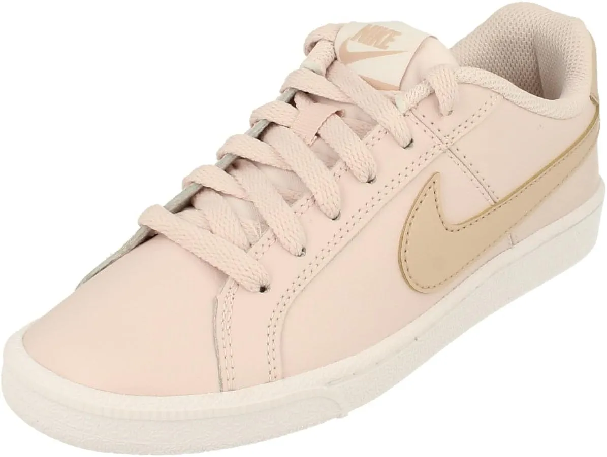 NIKE Women's Flat Sports Leisure