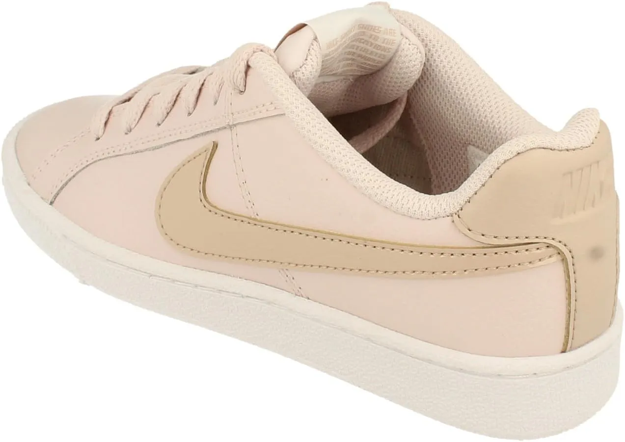 NIKE Women's Flat Sports Leisure