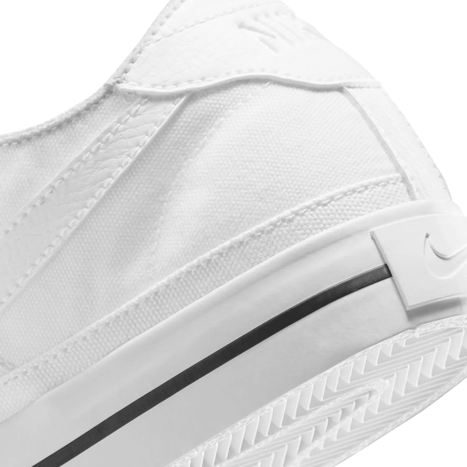 Nike Women's Gym Sneaker
