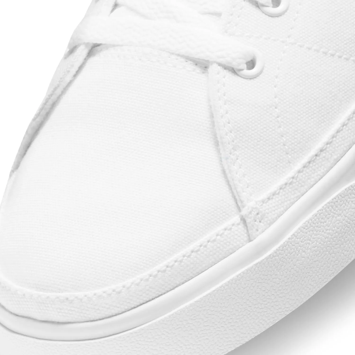 Nike Women's Gym Sneaker