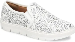 Nurse Mates Women's Adela/Medium / 9.5 White Blue