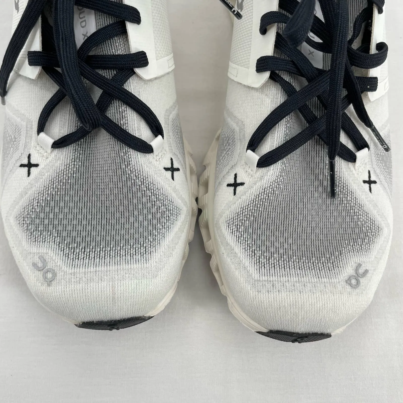 On Running On Cloud X 3 White Black Running Shoes Athletic Training Sneakers Size 9