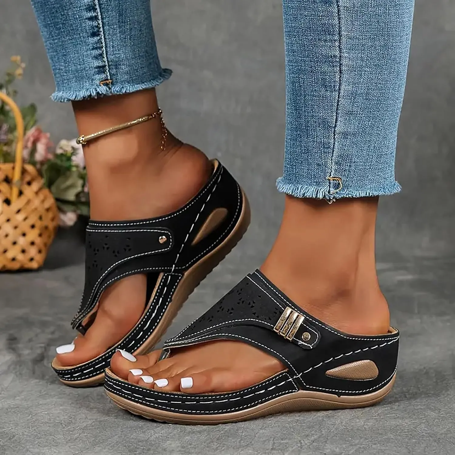 Orthopedic Sandals for Women, Women Summer Comfortable Sandals Arch Support Wedge Sandals 2025 Flip Flops Sandals