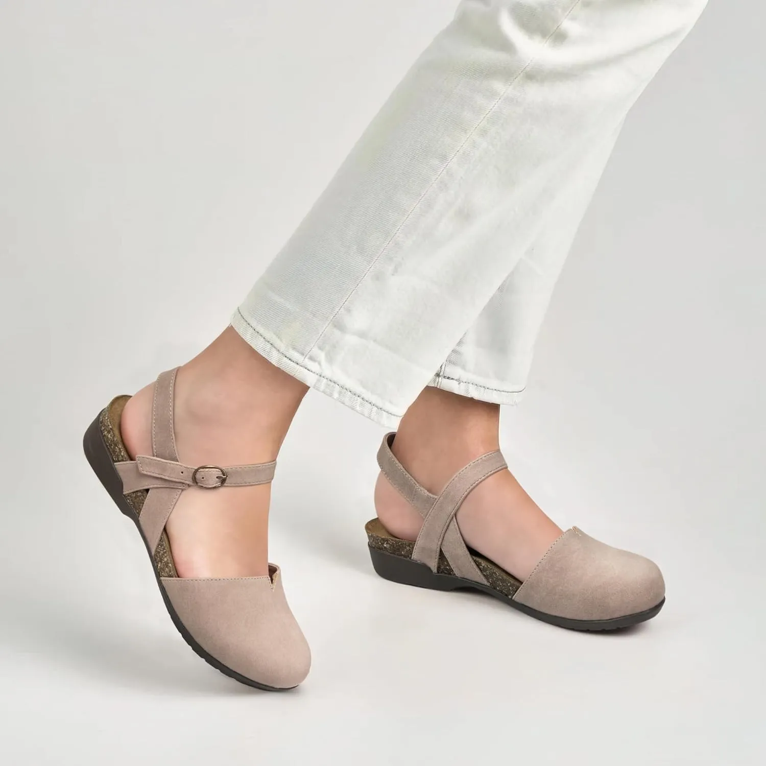 PARTY Closed Toe Sandals Women, Barefoot Arch Support Flat Sandals for Office Work and Travel with Comfortable Cork Footbed