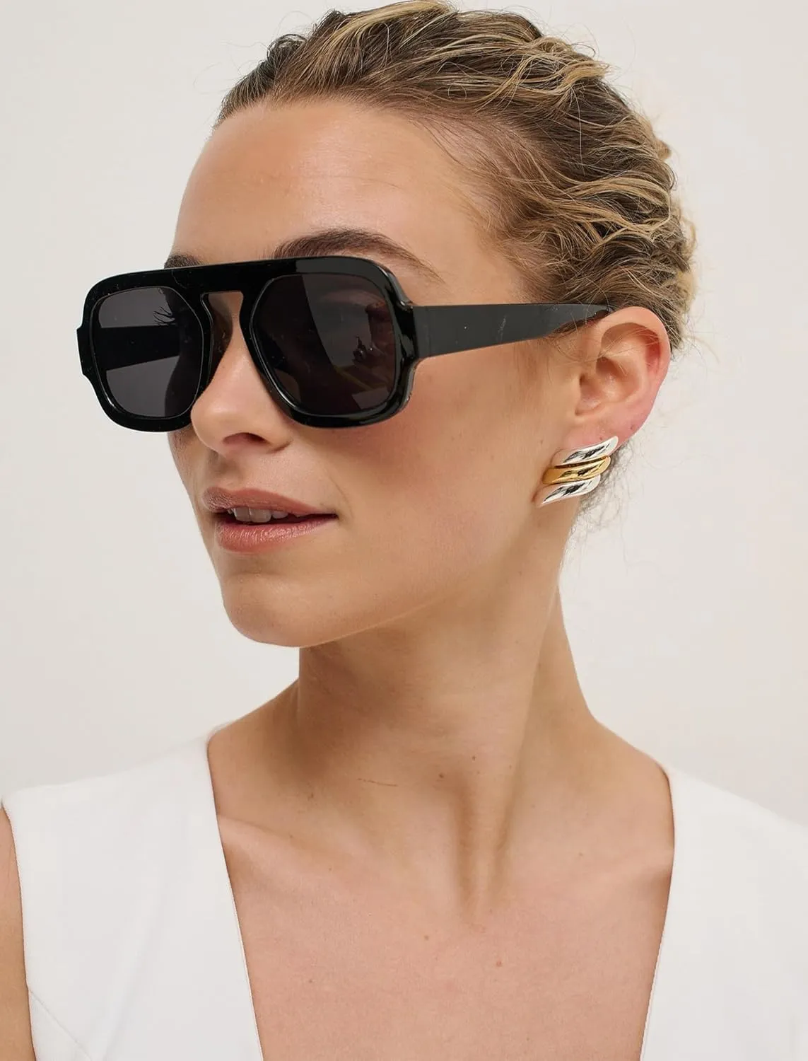 Retro Square Aviator Sunglasses for Women Men 70s Vintage style Shades Trendy Flat Top UV Protection Sun Glasses