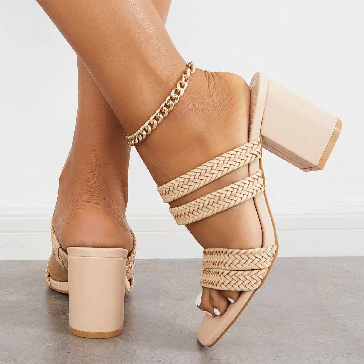 Sandals on Braided Performance-optimized Proactive support Heels Heel Square Toe Slip Block Mule