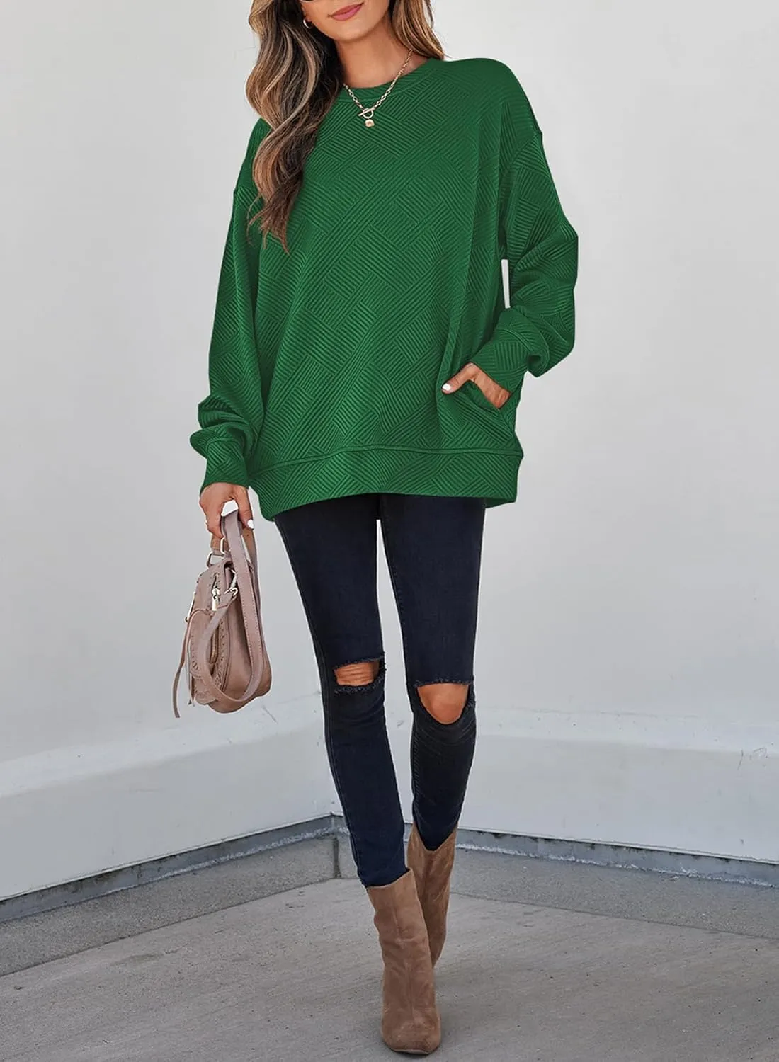 SHEWIN Womens Oversized Sweatshirt Fall Fashion 2024 Long Sleeve Tops Casual Crewneck Sweatshirts with Pockets