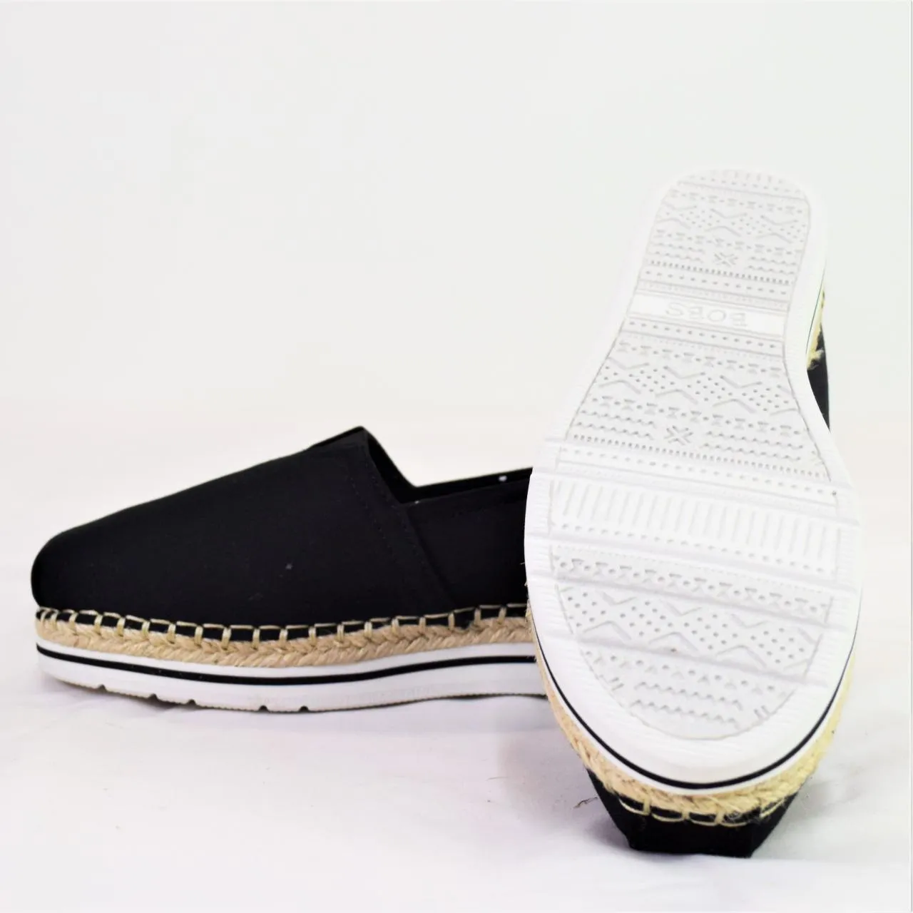 Skechers Women's Bobs Breeze Black 6