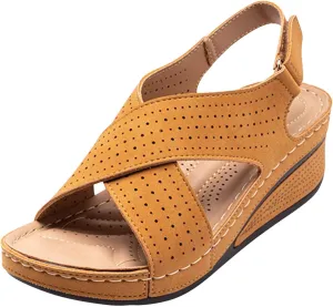 Slippers Female Soft Soled Non Slip Wear Resisting Flat Beach Flops Lady Sandals Women Slippers Pretty Womens Sandals