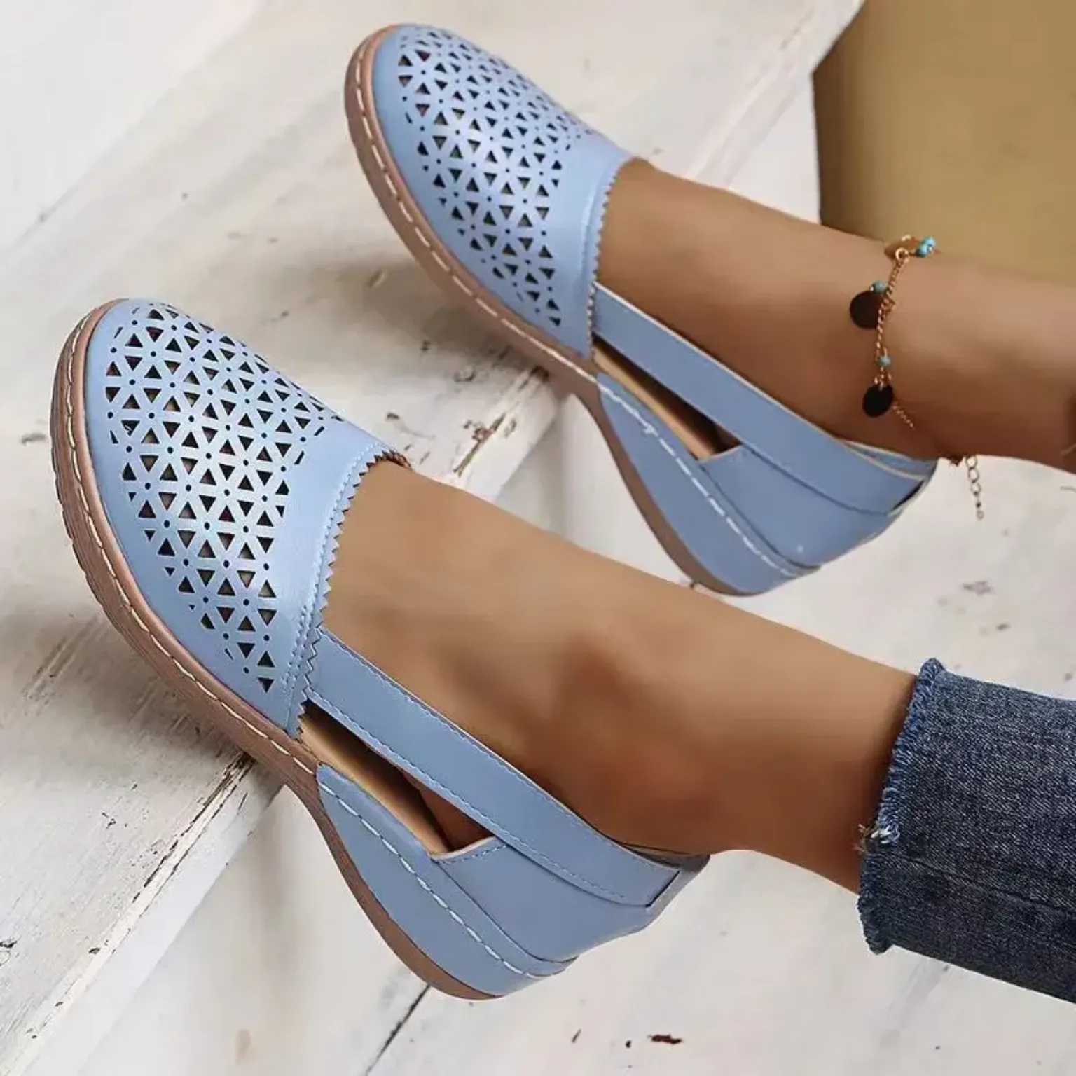 Solenn - Unkomplizierte Perforierte Wedge Espadrilles flache Schuhe