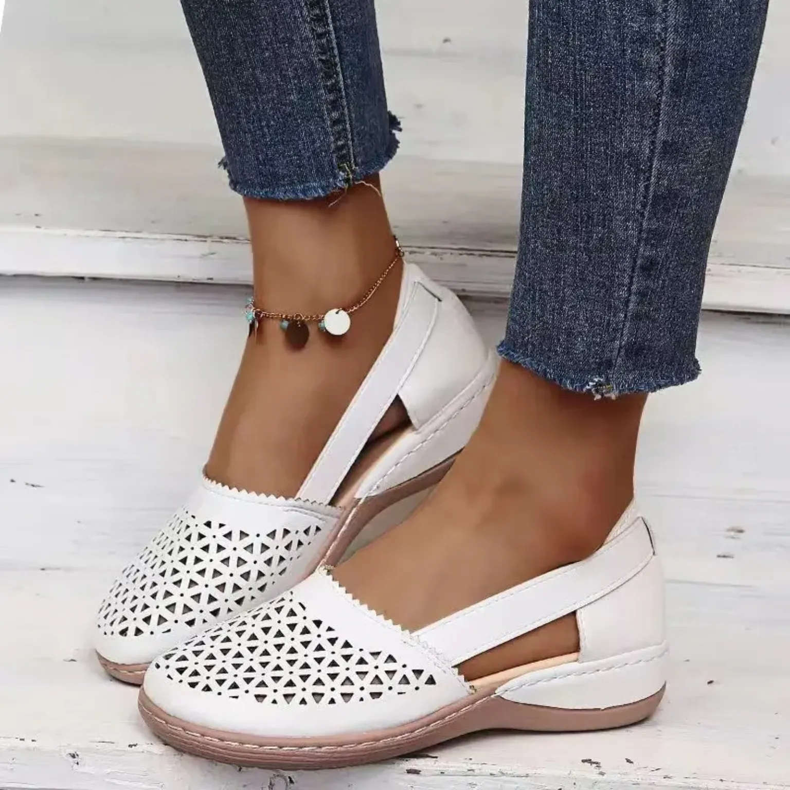 Solenn - Unkomplizierte Perforierte Wedge Espadrilles flache Schuhe