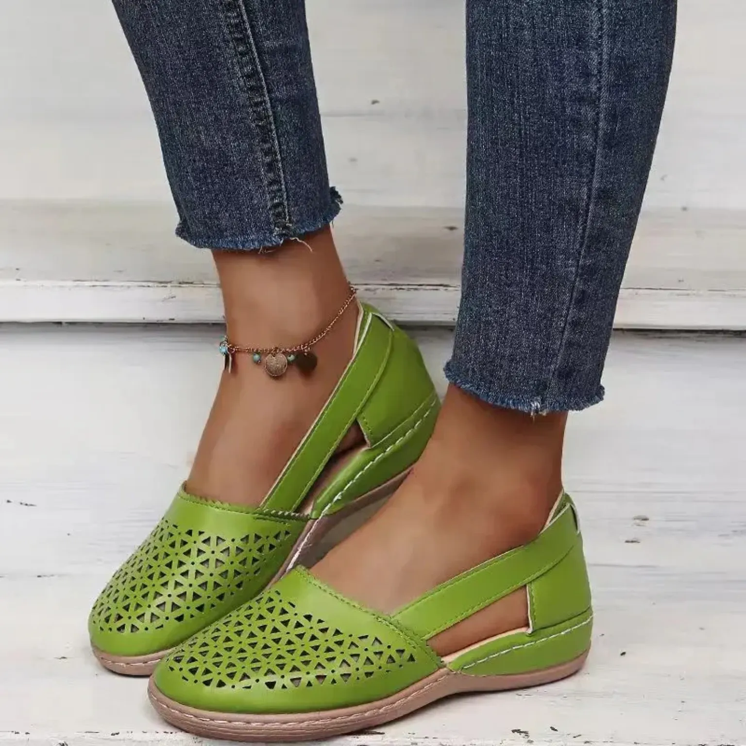 Solenn - Unkomplizierte Perforierte Wedge Espadrilles flache Schuhe