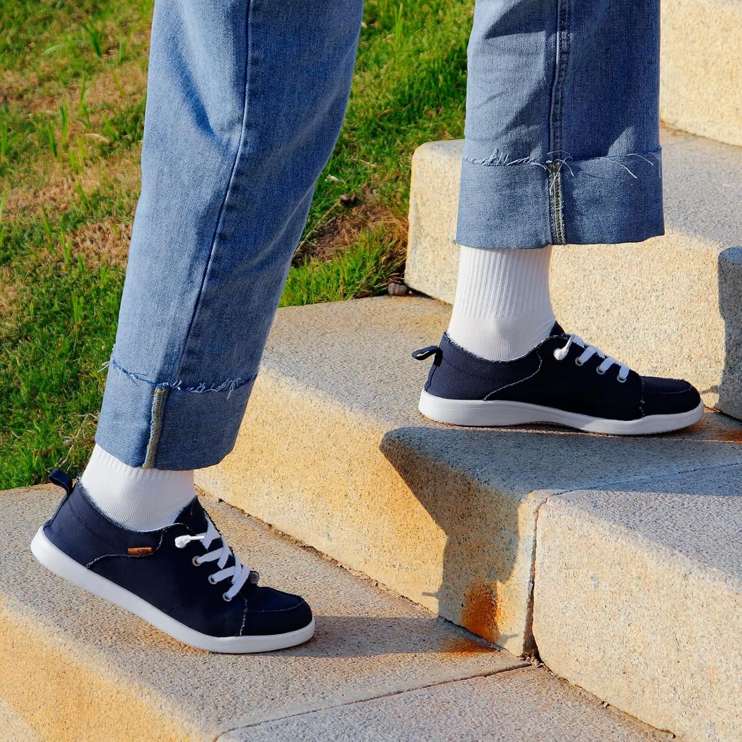 STQ Slip on Sneakers for Women Casual Canvas Shoes Machine Washable