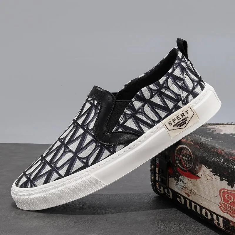Summer-Ready Men's Slip-On Canvas Loafers - Breathable Fabric & Airy Design, Perfect for Beach Days or Backyard BBQs