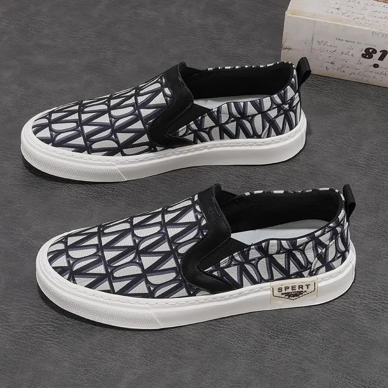 Summer-Ready Men's Slip-On Canvas Loafers - Breathable Fabric & Airy Design, Perfect for Beach Days or Backyard BBQs