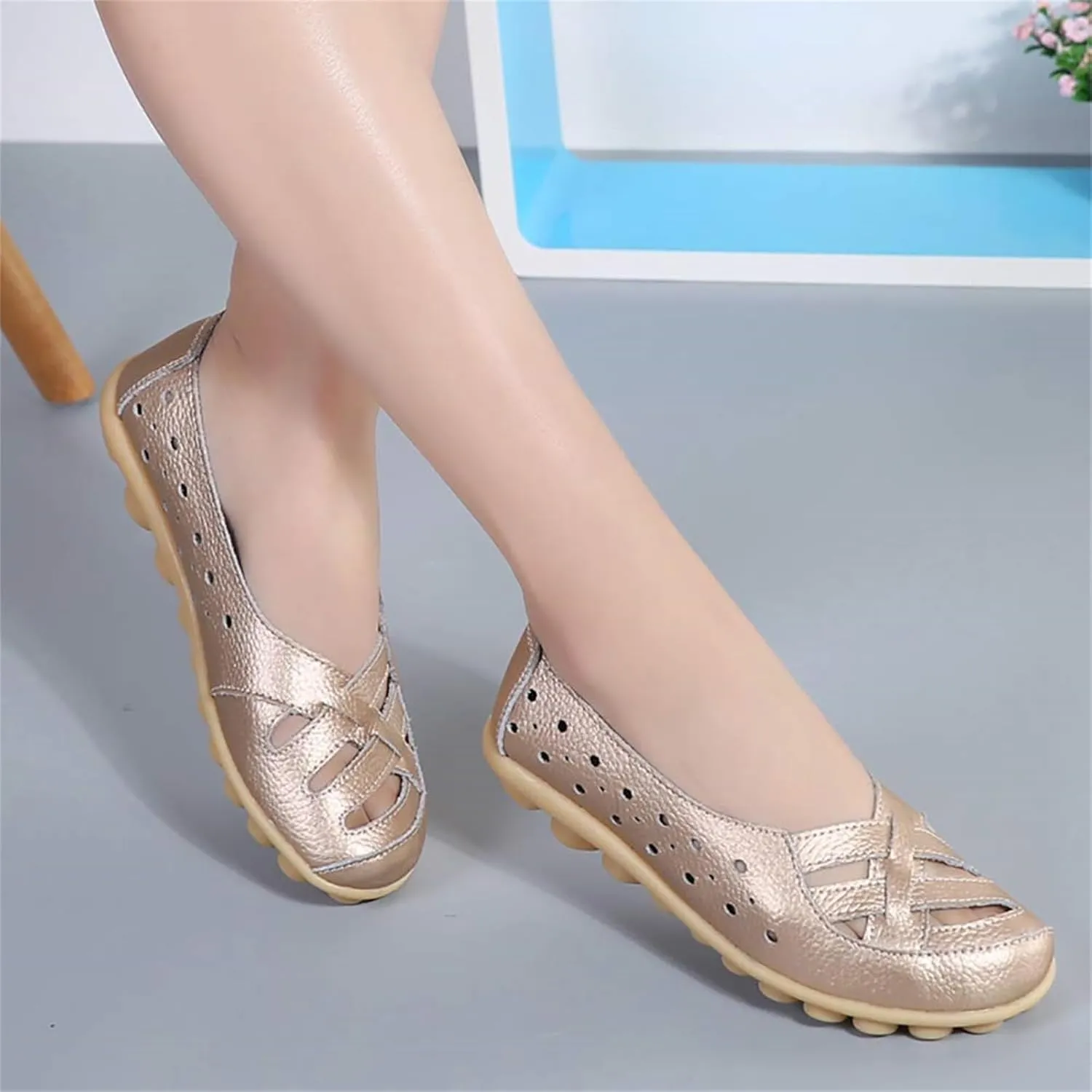 Womens Loafers Comfortable Dressy Closed Toe Sandals Wide Width Flats Slip On Moccasins Casual Driving Shoes Summer Comfort Walking Shoes Breathable Work Dressy Shoe Trending Sandals for Women