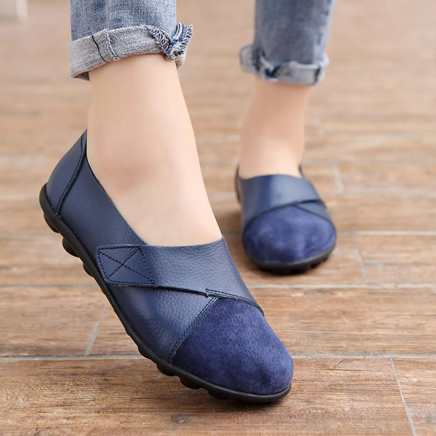 Women's Soft Leather Casual Slip On Flat Loafers Round Toe Adjustable Hook and Loop Comfort Walking Driving Shoes